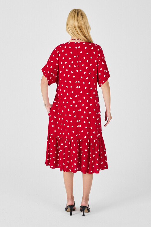 Kırmızı V Yaka Oversize Kesim Desenli Çift Cepli Volanlı Elbise BCVL-254028