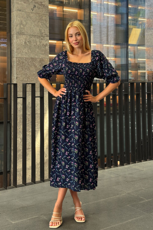 Lacivert Kare Yaka Beli Gipeli Çiçek Desenli Dokuma Yazlık Elbise BCVL-25V095