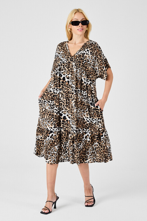 Leopar V Yaka Oversize Kesim Desenli Çift Cepli Volanlı Elbise BCVL-254028