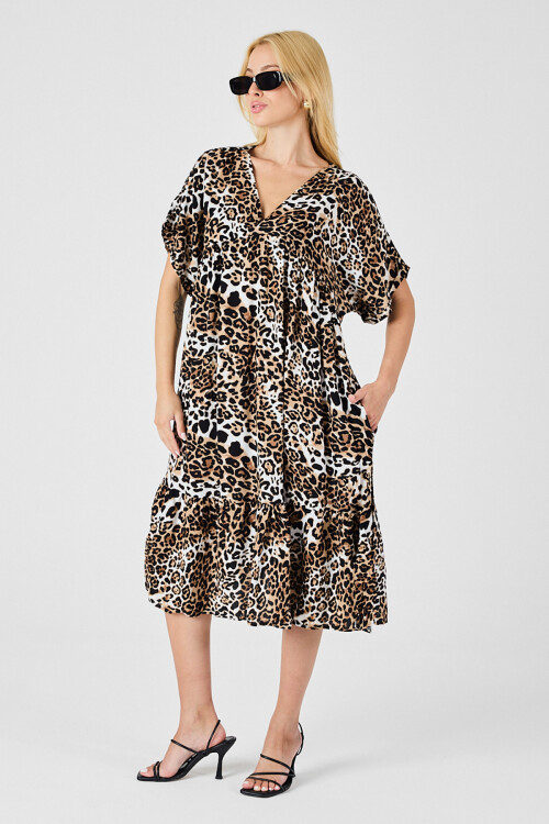 Leopar V Yaka Oversize Kesim Desenli Çift Cepli Volanlı Elbise BCVL-254028