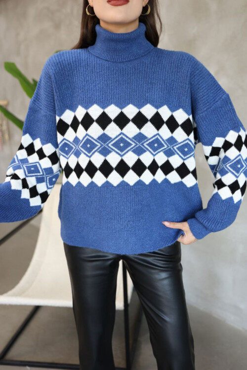 Mavi Boğazlı Desenli Triko Kazak BCES-252010