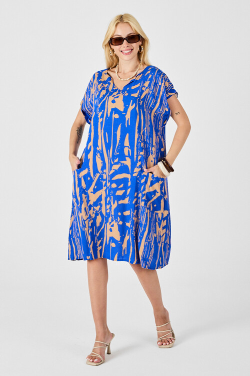 Mavi Desenli V Yaka Yarasa Kol Oversize Midi Elbise