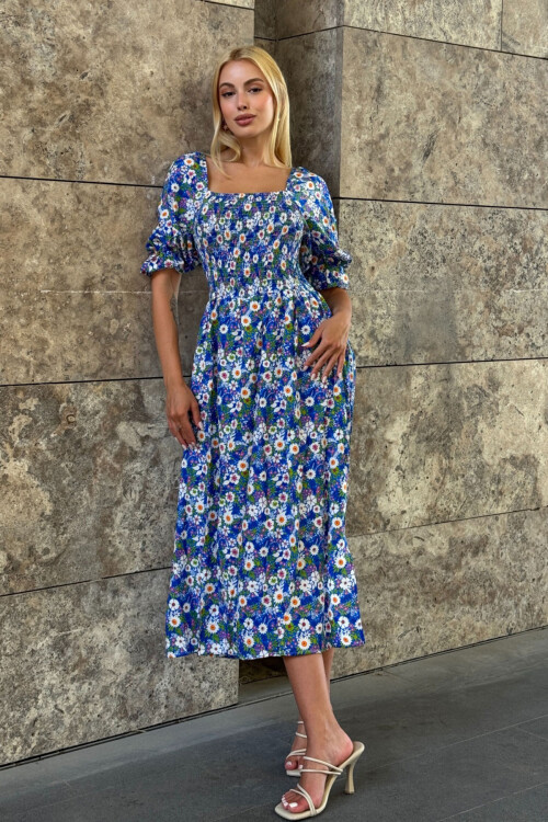 Mavi Kare Yaka Beli Gipeli Çiçek Desenli Dokuma Yazlık Elbise