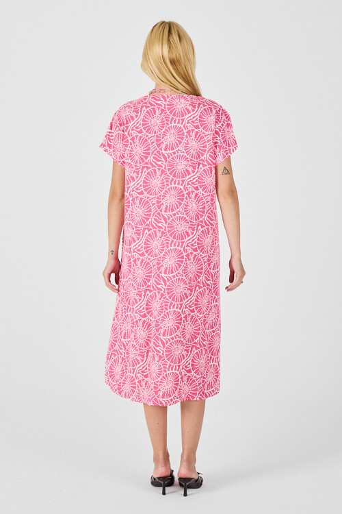 Pembe Derin V Yaka Kısa Kollu Çizgi Desenli Midi Boy Elbise