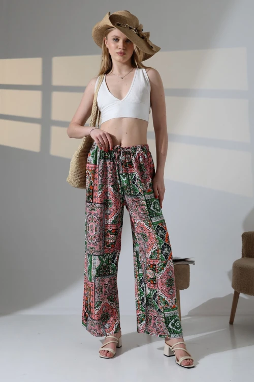 Pembe Etnik Desenli Viscon Yazlık Dokuma Pantolon BCBT-251009