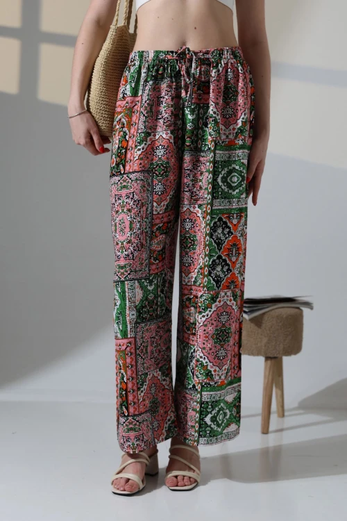 Pembe Etnik Desenli Viscon Yazlık Dokuma Pantolon BCBT-251009