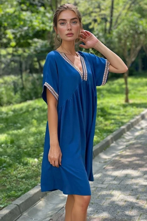 Saks Nakış Bordür Detaylı Rahat Kalıp Viscon Dokuma Elbise BCVL-2530000