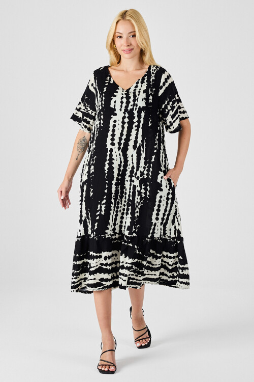 Siyah Batik Desenli V Yaka Eteği Volanlı Oversize Elbise