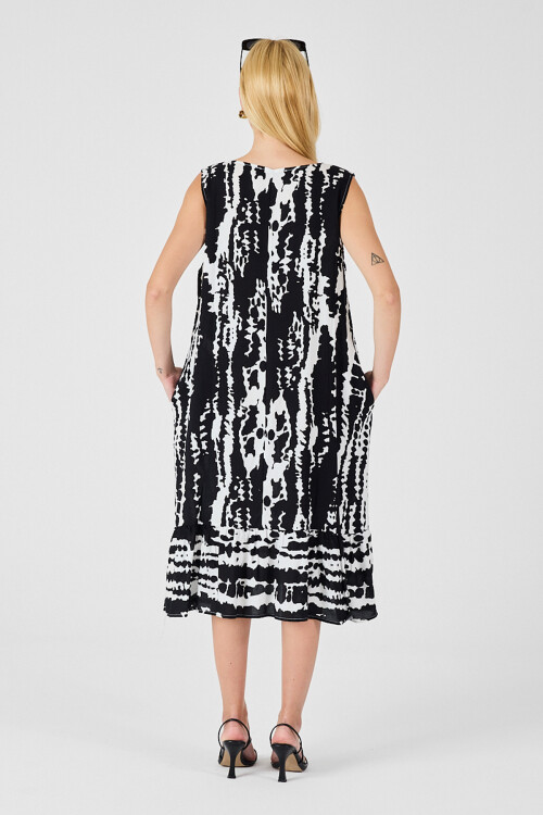 Siyah-Beyaz Oval Yaka Çift Cepli Volanlı Kolsuz Midi Elbise