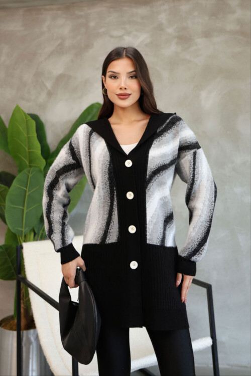 Siyah Desenli Düğme Detaylı Triko Hırka BCES-252025