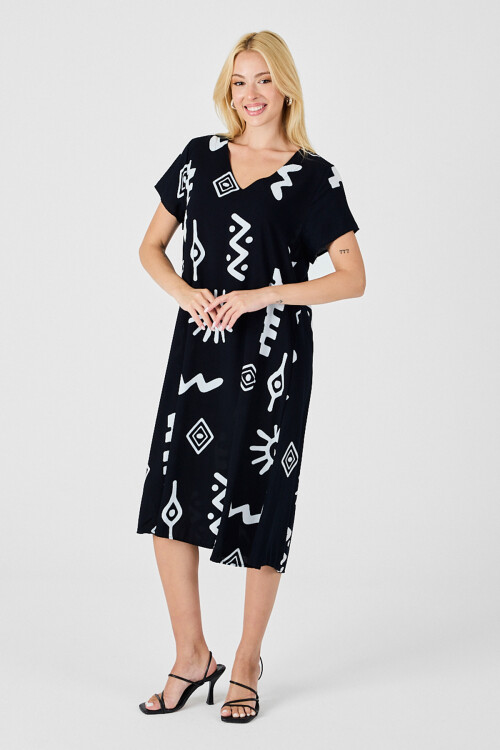 Siyah Desenli V Yaka Kısa Kollu Yırtmaçlı Midi Boy Elbise
