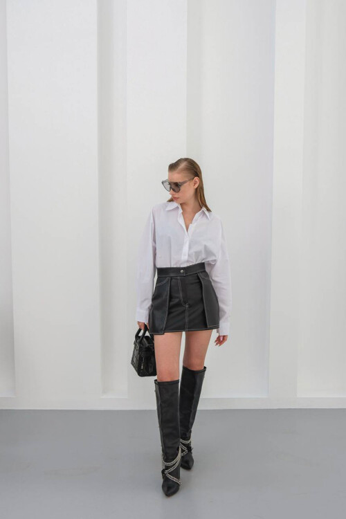 Siyah Kontrast Dikiş Detaylı Şort Etek BCHN-25W260015