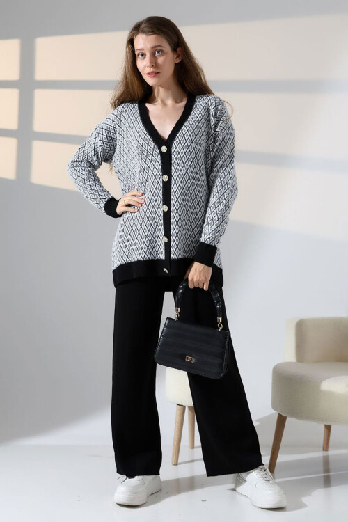 Siyah V Yaka Düğmeli Hırka Ve Pantolon Alt Üst Triko Takım BCES-252011