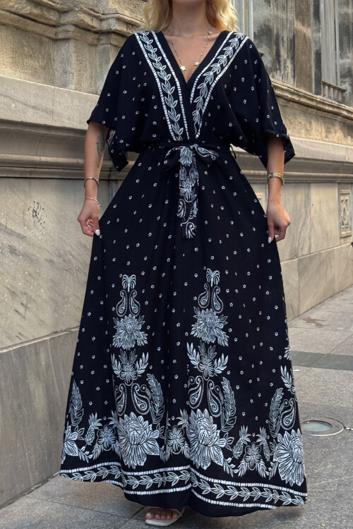 Siyah V Yaka Maxi Boy Yırtmaçlı Desenli Viscon Dokuma Elbise BCVL-25V208