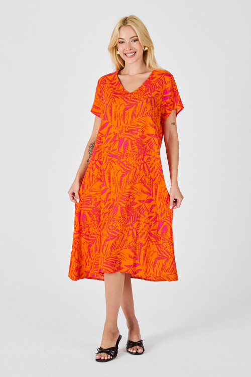 Turuncu Desenli V Yaka Kısa Kollu Midi Boy Elbise