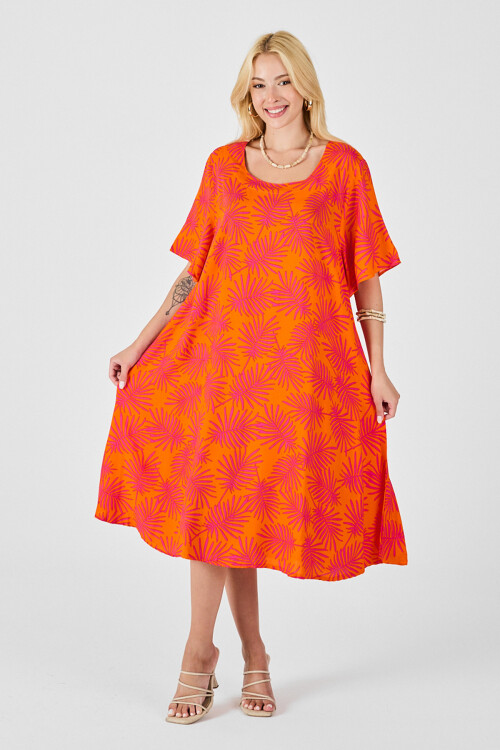 Turuncu Geniş Yaka Desenli Midi Boy Elbise