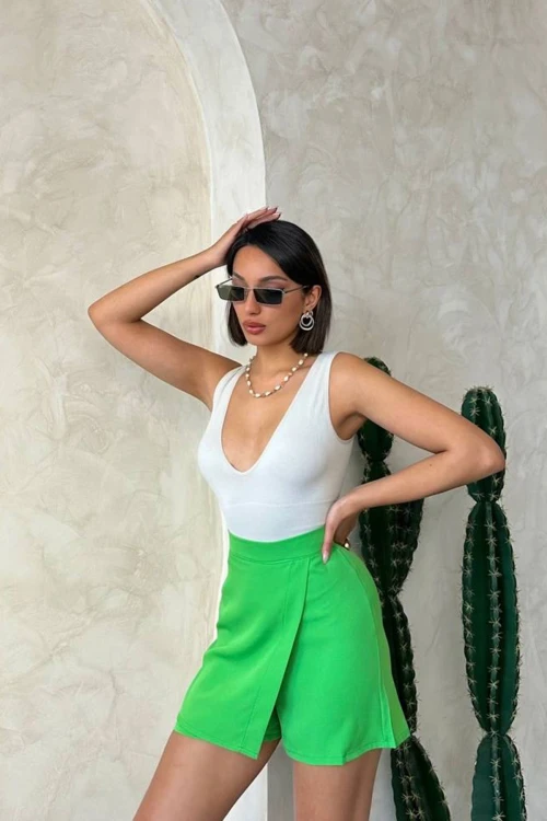 Yeşil Düğme Detaylı Kapak Detaylı Şort Etek BCHN-2525046