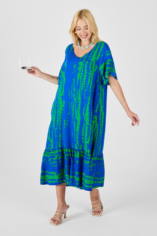 Yeşil Mavi Batik Desenli V Yaka Eteği Volanlı Oversize Elbise