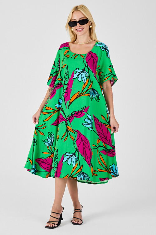 Yeşil Yaprak Desenli U Yaka Kısa Kollu Midi Boy Elbise