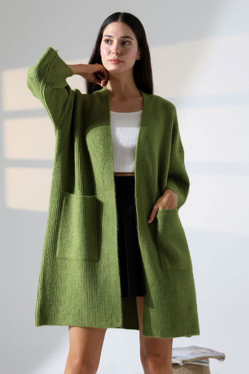 Zeytin Yeşili Çift Cepli Yarım Kol Uzun Boy Triko Hırka BCES-252019