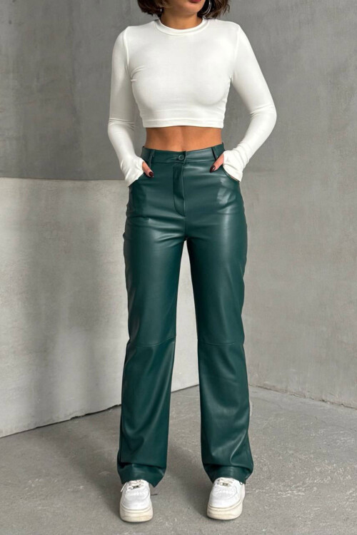 Zümrüt Çift Cepli Fit Kesim Suni Deri Pantolon BCHN-25267542