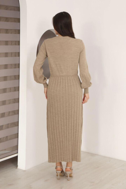 Bej Bisiklet Yaka Çizgili Triko Elbise BCES-253011