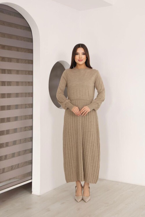 Bej Bisiklet Yaka Çizgili Triko Elbise BCES-253011