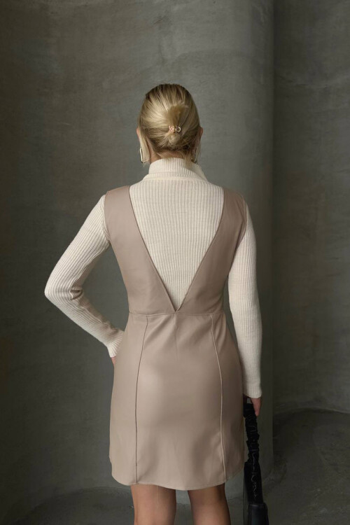 Bej Düğme Detaylı Suni Deri Jile Elbise BCHN-2526796