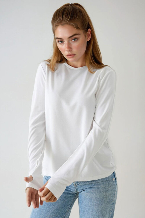 Beyaz Parmak Geçirmeli Bisiklet Yaka Basic Bluz BCHPK-251212