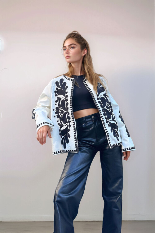 Ekru Astarlı Nakışlı Ceket BCHESQ-251026