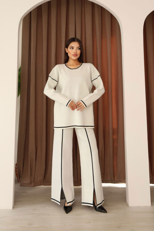 Ekru Çizgi Desenli Triko Kazak Ve Yırtmaçlı Pantolon Triko Alt Üst Takım BCES-253008