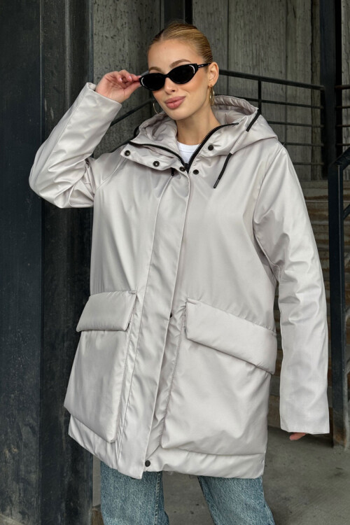 Gri Geniş Cepli Kapüşonlu Uzun Mont BCVL-254205