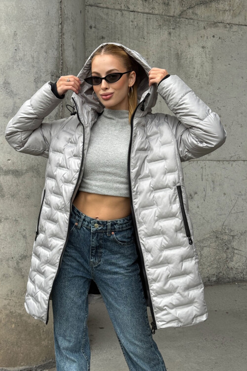 Gri Kapitoneli Fermuarlı Kapüşonlu Uzun Şişme Mont BCVL-254200