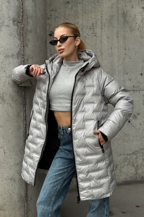 Gri Kapitoneli Fermuarlı Kapüşonlu Uzun Şişme Mont BCVL-254200