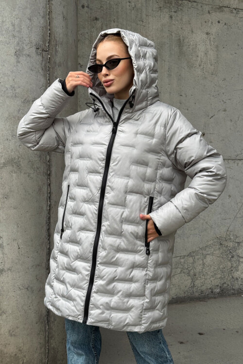 Gri Kapitoneli Fermuarlı Kapüşonlu Uzun Şişme Mont BCVL-254200