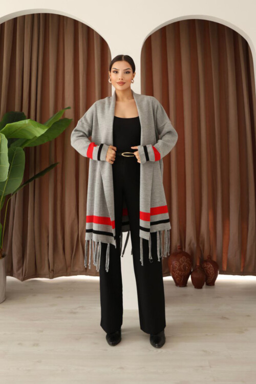 Gri Püsküllü Renk Bloklu Uzun Triko Hırka BCES-253002