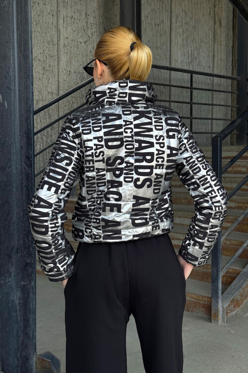 Gümüş Yazılı Şişme Mont BCVL-25N031