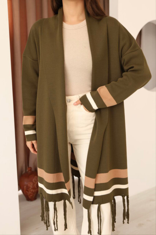 Haki Püsküllü Renk Bloklu Uzun Triko Hırka BCES-253002