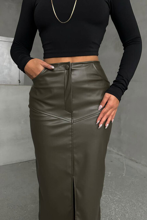 Haki Yırtmaç Detaylı Midi Boy Suni Deri Etek BCHN-2526428