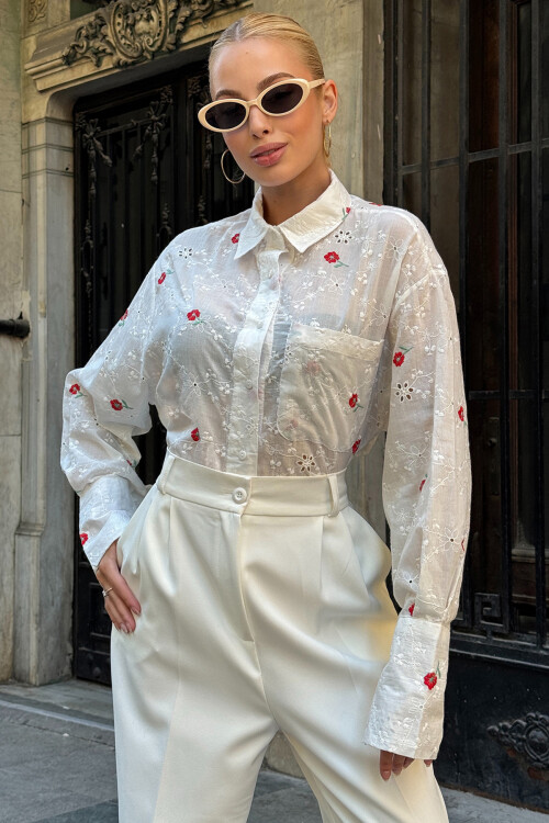 Kırmızı Tek Cepli Önü Kısa Arkası Uzun Nakış İşlemeli Ajurlu Gömlek BCHESQ-251154