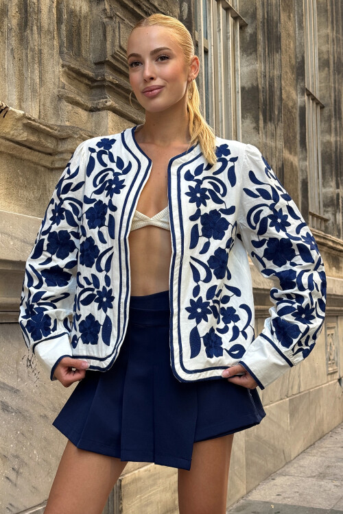 Lacivert Çiçek Nakışlı İçi Astarlı Ceket BCHESQ-251153