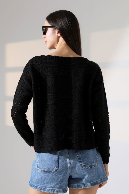 Siyah Bisiklet Yaka Dantel Motifli Triko Kazak BCES-252043