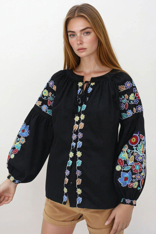 Siyah Hakim Yaka Püskül Bağcıklı Nakışlı Armürlü Dokuma Gömlek BCHESQ-251146