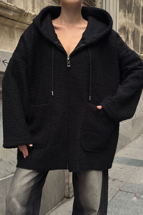 Siyah Kapüşonlu Çift Cepli Oversize Buklet Ceket Kaban BCVL-25V608