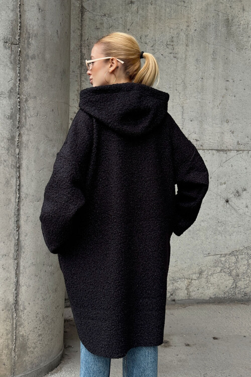 Siyah Kapüşonlu Çift Cepli Oversize Buklet Ceket Kaban BCVL-25V606