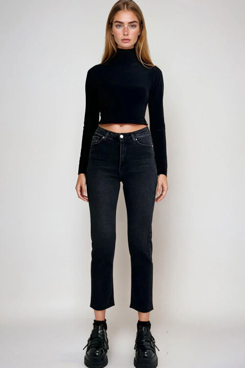 Siyah Paçası Püsküllü Slim Fit Jean Pantolon BCHNW-251178