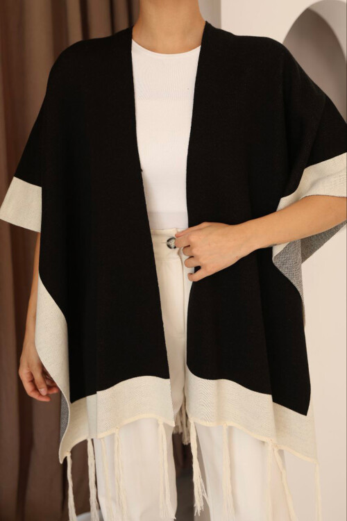 Siyah Püsküllü Renk Bloklu Kışlık Triko Şal BCES-253005