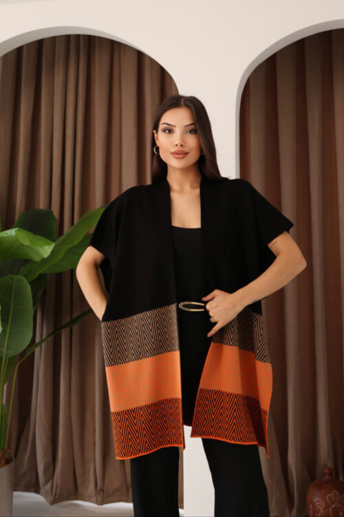 Siyah Zigzag Desenli Renk Bloklu Geniş Kesim Hırka BCES-253006
