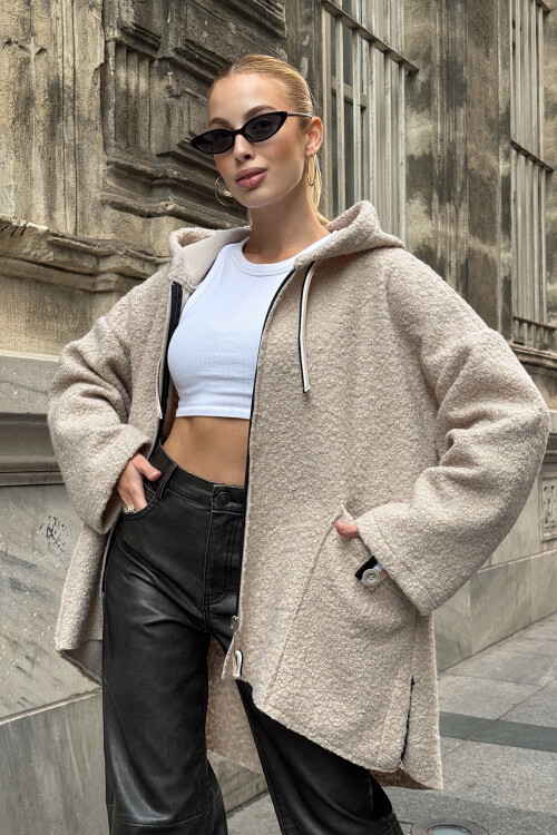 Taş Kapüşonlu Çift Cepli Oversize Buklet Ceket Mont BCVL-25V605