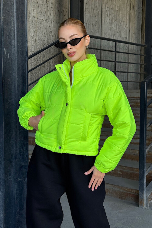 Yeşil Çift Cepli Kapitone Şişme Mont BCVL-25N1002